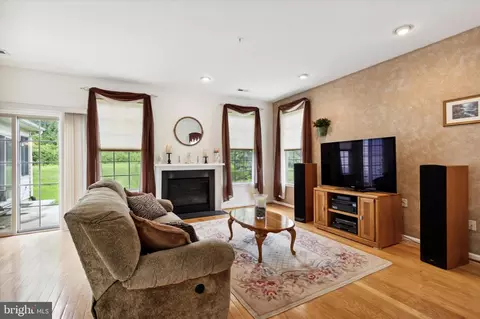 1237 Scott Pl, Warminster, PA 18974 photo 9