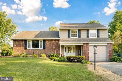 162 Frog Hollow Rd, Southampton, PA 18966