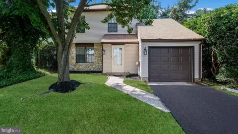 3201 Ellington Ct, Bensalem, PA 19020