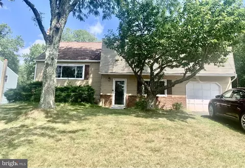 1272 Palomino Dr, Warrington, PA 18976
