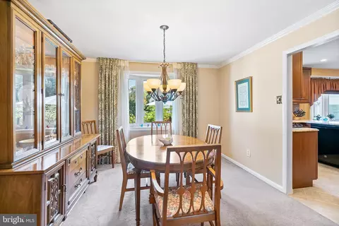1043 Red Barn Rd, Warminster, PA 18974 photo 5