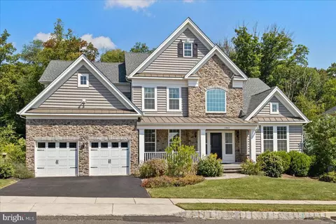 1362 Memorial Dr, Warwick, PA 18974