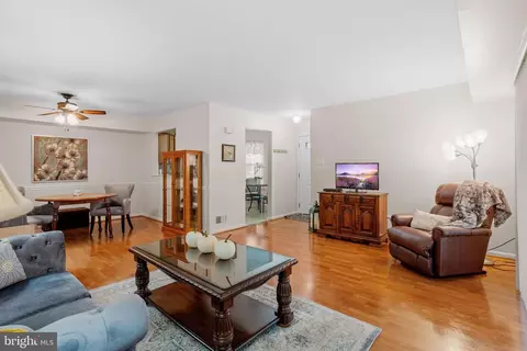 23015 Hopkins Ct, Southampton, PA 18966