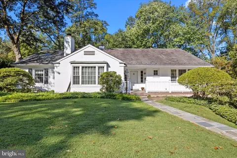 228 Penn Valley Ter, Yardley, PA 19067