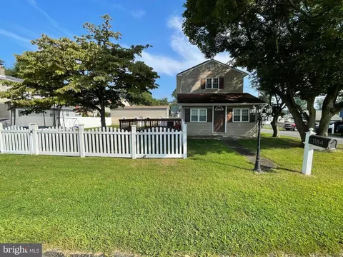 1184 Siles, Feasterville Trevose, PA 19053