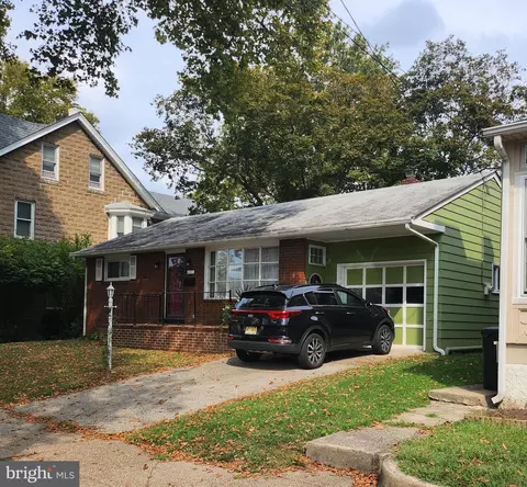 625 Beaver St, Bristol, PA 19007