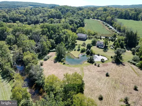 3609 Route 212, Riegelsville, PA 18077