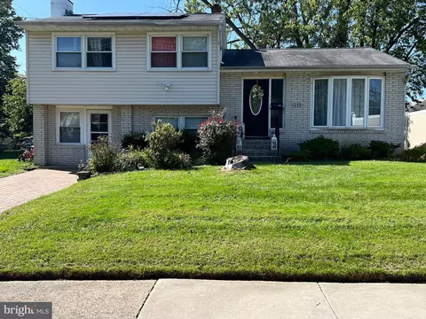 315 Cox Ave, Morrisville, PA 19067