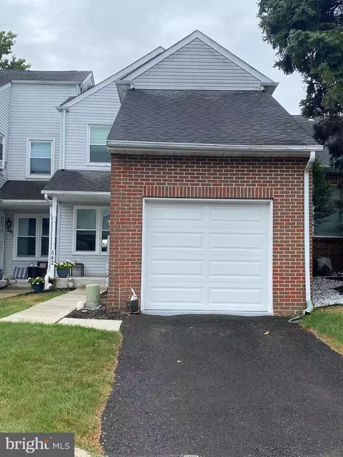 542 Princeton, Bensalem, PA 19020