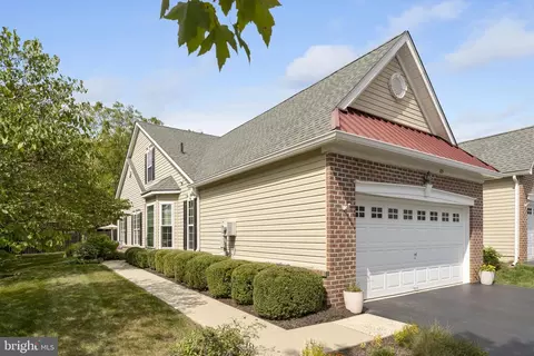 105 Devonshire Way, Sellersville, PA 18960