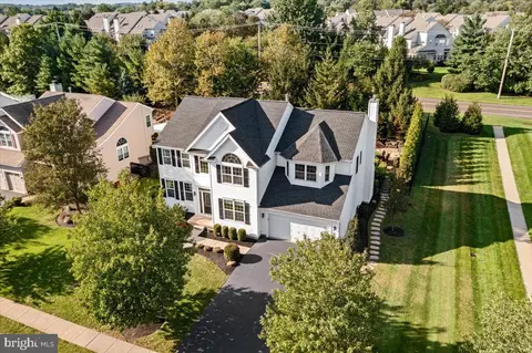 752 Brighton Way, New Hope, PA 18938