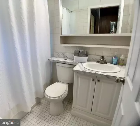 33 Ruby Ln, Levittown, PA 19055 photo 21