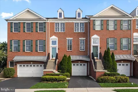3165 E Brighton St, Furlong, PA 18925