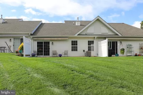 180 Progress Dr, Doylestown, PA 18901 photo 4