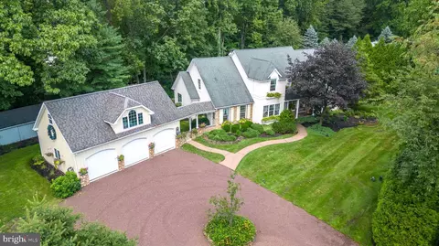5224 Long Ln, Doylestown, PA 18902