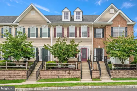 3832 William Daves Rd #5, Doylestown, PA 18902