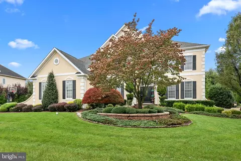 175 Livery Dr, Southampton, PA 18966