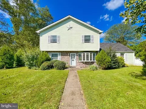 1245 General Washington Memorial Blvd, Washington Crossing, PA 18977