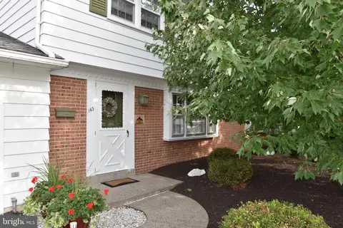 143 N Hellertown Ave, Quakertown, PA 18951