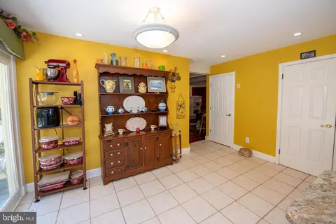 520 Mill Rd, Yardley, PA 19067 photo 17