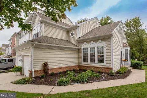 18 Charter Oak Ct, Doylestown, PA 18901