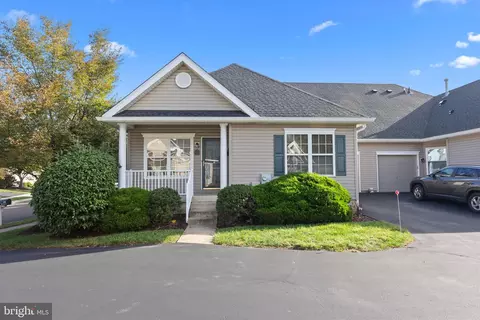 145 Liberty Dr, Bensalem, PA 19020