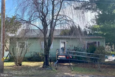 726 Shadyside Ave, Croydon, PA 19021