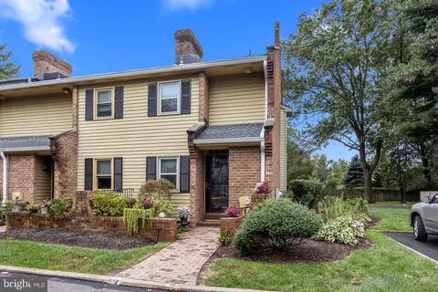 22 Sutphin Pnes, Yardley, PA 19067