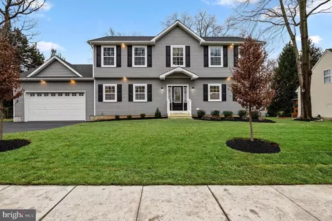 1370 Texas Ave, Bensalem, PA 19020