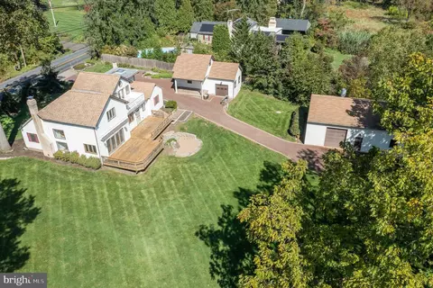 5922 Stoney Hill Rd, New Hope, PA 18938