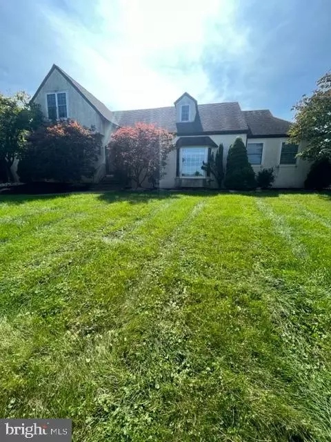 5200 Moyer Rd, Pipersville, PA 18947
