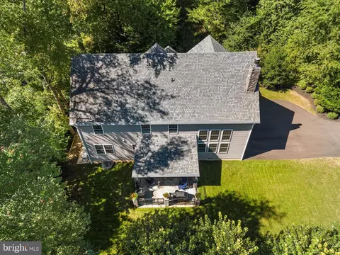 4 Morningside Dr, Yardley, PA 19067 photo 4