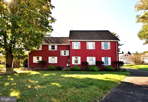 967 Edgewood Rd, Yardley, PA 19067