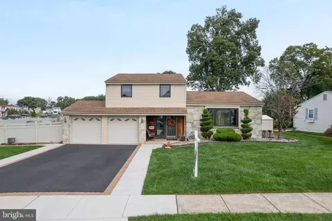 3208 Dale Rd, Bensalem, PA 19020