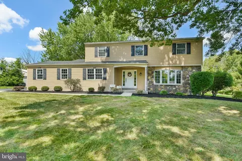 66 Barley Rd, Ivyland, PA 18974