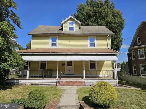 523 Vine St, Perkasie, PA 18944
