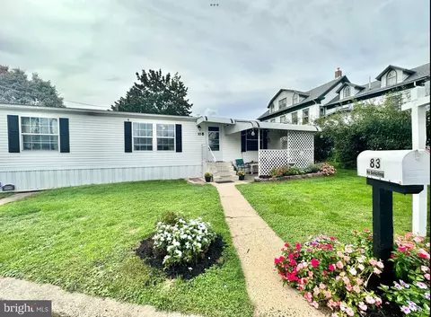 83 Kennedy Dr, Fairless Hills, PA 19030