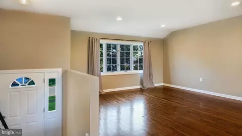 1350 Nevarc Rd, Warminster, PA 18974 photo 6