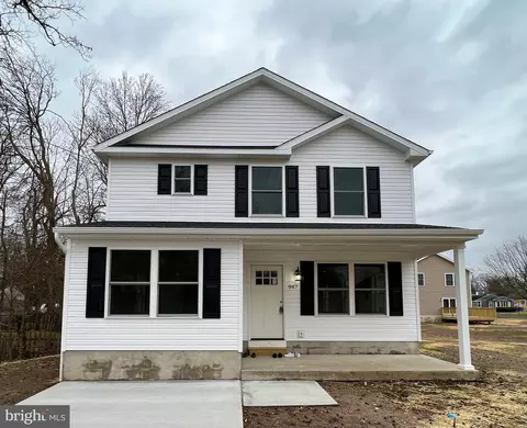1626 Grieb Ave, Levittown, PA 19057