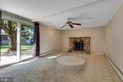 732 Dick Ave, Warminster, PA 18974 photo 14