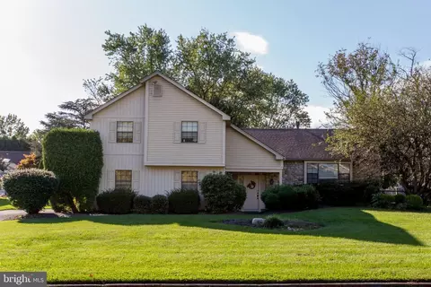 21 W Pickering Bnd, Richboro, PA 18954
