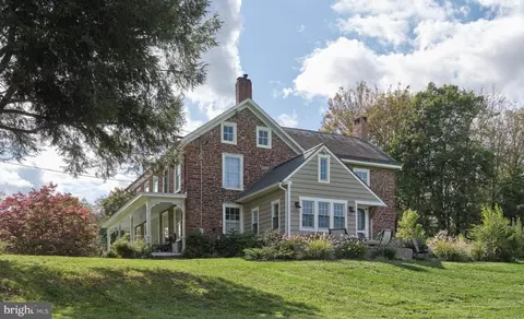 85 Geigel Hill Rd, Erwinna, PA 18920
