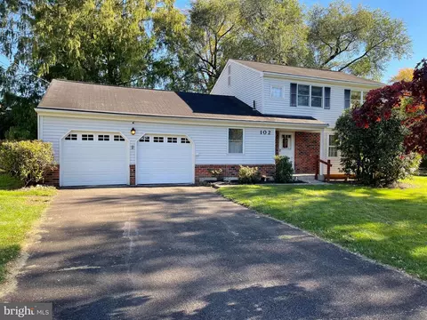 102 Pueblo Rd, Doylestown, PA 18901