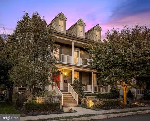 199 N Hamilton St, Doylestown, PA 18901