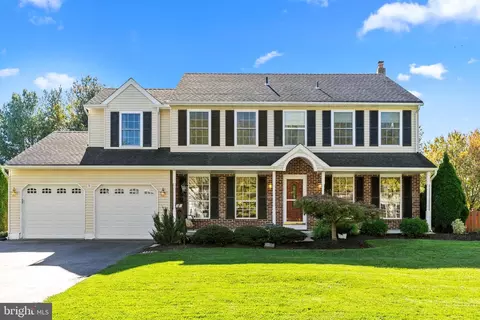 31 Tulip Dr, Newtown, PA 18940