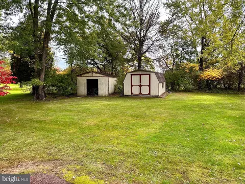 2155 Wayne Dr, Jamison, PA 18929 photo 3