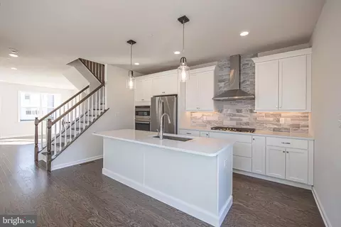 88 Becker Dr #36, Chalfont, PA 18914