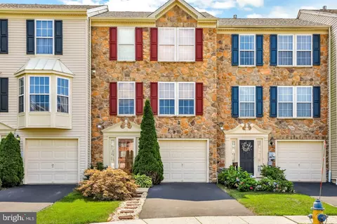 513 Westfield Ct, Quakertown, PA 18951