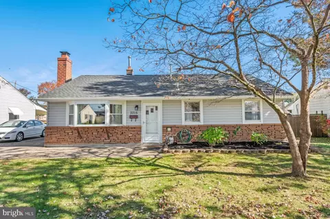 3715 Meridian Dr, Bensalem, PA 19020