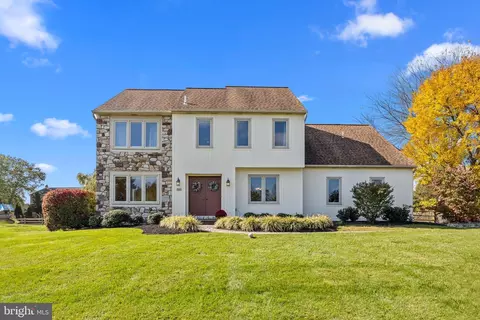 145 South Dr, Newtown, PA 18940